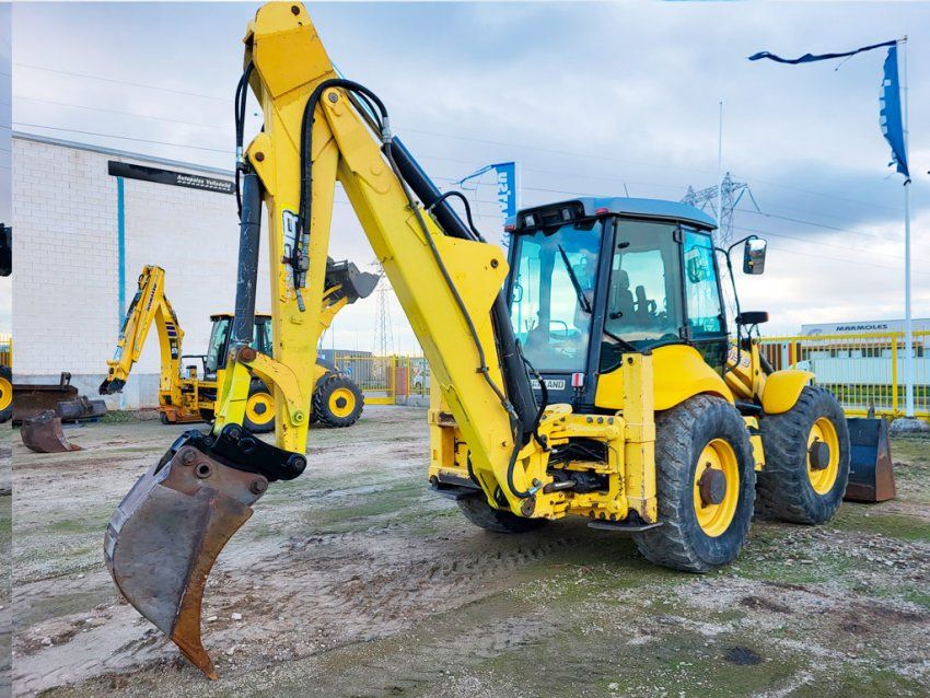 New Holland usada en Autopalas