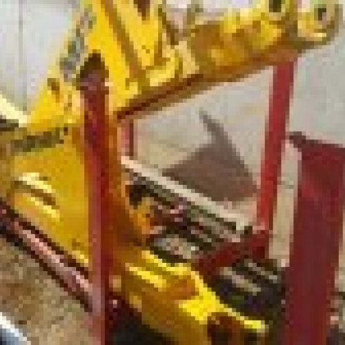BRAZO ELEVACION RETROCARGADORA FERMEC